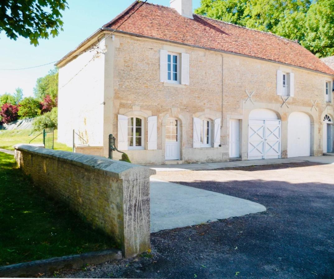 Chateau Du Mesnil Soleil , Gites Et Chambres D'Hotes Damblainville Exterior photo